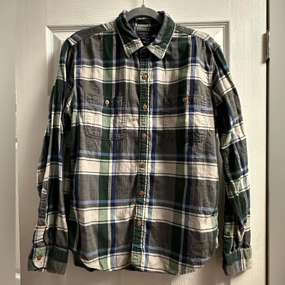 Jcrew long sleeve flannel for men, large